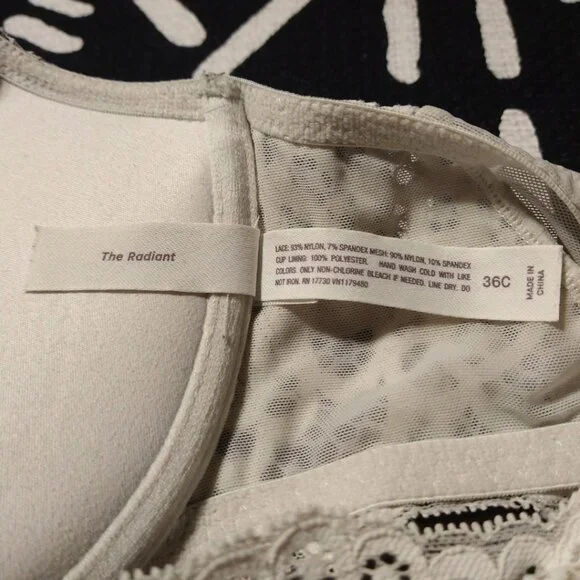 Auden White Front Clasp Bra - Picture 7 of 7